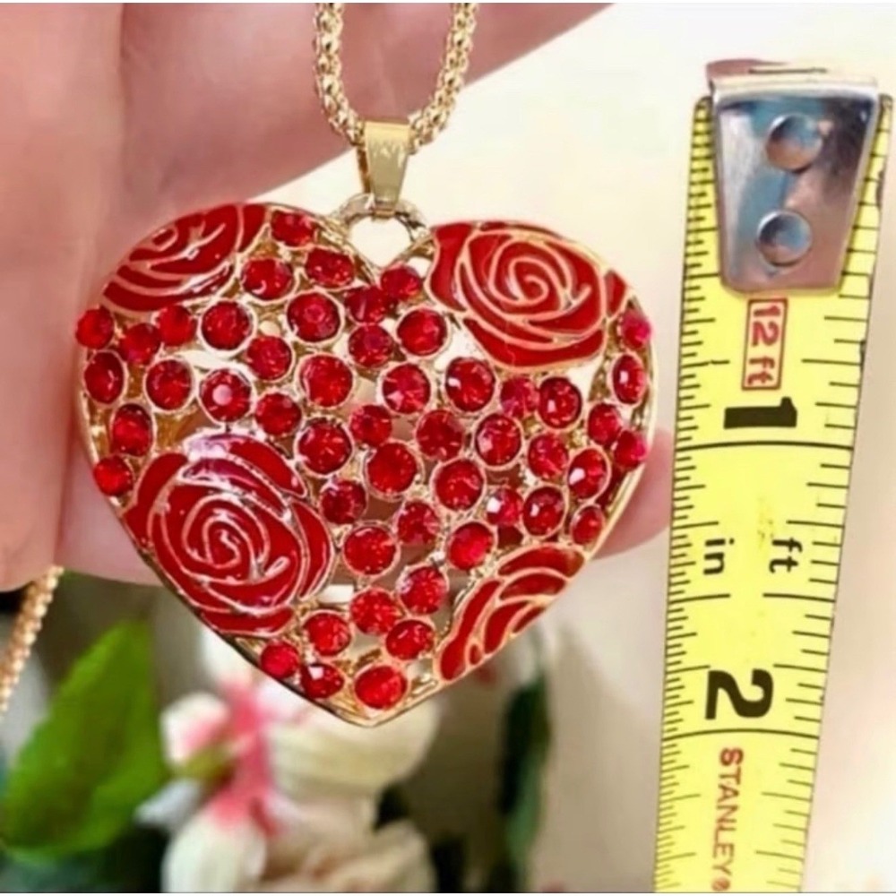 Betsy Johnson Red Crystal Rose Heart Pendant Popcorn Chain Necklace 21in NWOT - Picture 6 of 7